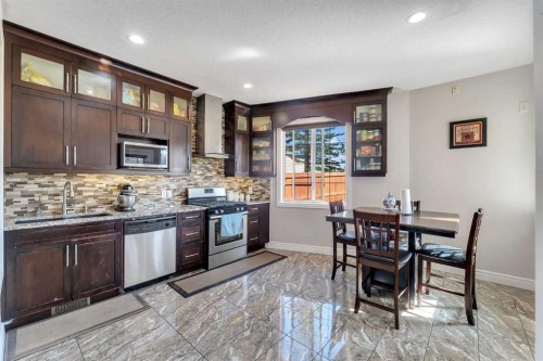 77 Taralea Green Ne, Calgary, AB - Indoor Photo Showing Kitchen With Upgraded Kitchen