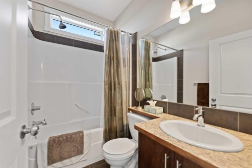 126 Skyview Ranch Road Ne, Calgary, AB - Indoor Photo Showing Bathroom