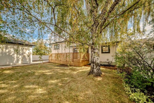 1 Cherovan Drive Sw, Calgary, AB - Outdoor