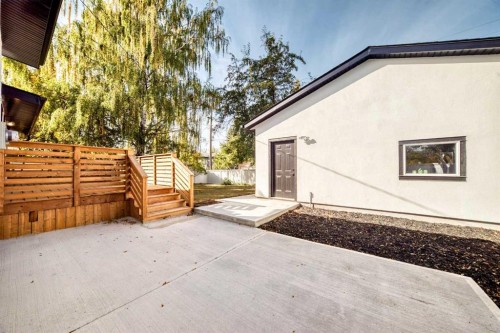 1 Cherovan Drive Sw, Calgary, AB - Outdoor With Exterior