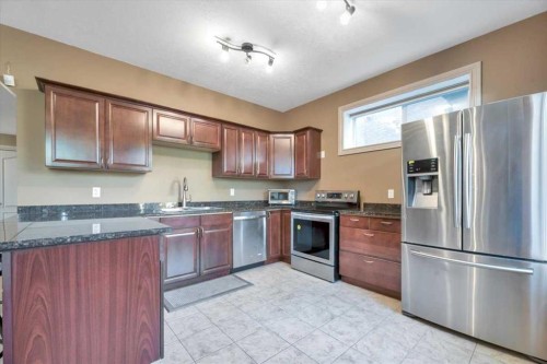 89 Springborough Boulevard Sw, Calgary, AB - Indoor Photo Showing Kitchen With Stainless Steel Kitchen