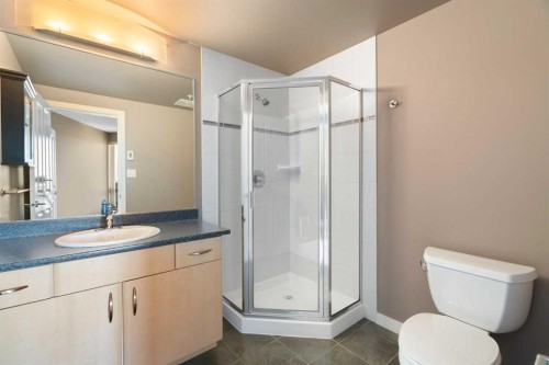 1901-1088 6 Avenue Sw, Calgary, AB - Indoor Photo Showing Bathroom