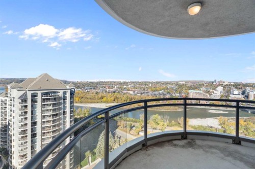 1901-1088 6 Avenue Sw, Calgary, AB - Outdoor With View