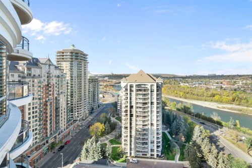 1901-1088 6 Avenue Sw, Calgary, AB - Outdoor
