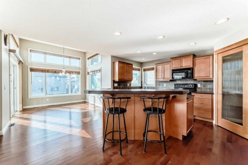 130 Panamount View Nw, Calgary, AB - Indoor Photo Showing Kitchen