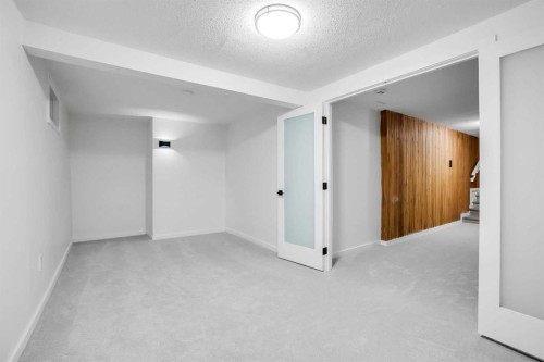 31-29066 Range Road 52, Rural Mountain View County, AB - Indoor Photo Showing Other Room