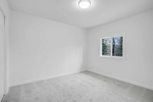 31-29066 Range Road 52, Rural Mountain View County, AB - Indoor Photo Showing Other Room