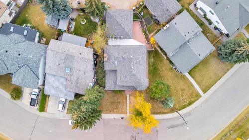 147 Scenic Way Nw, Calgary, AB - Outdoor With View