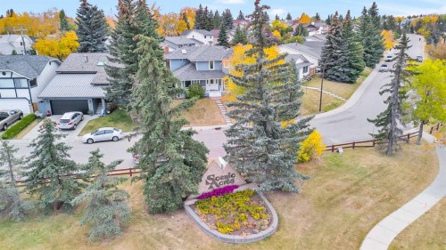 147 Scenic Way Nw, Calgary, AB - Outdoor With View