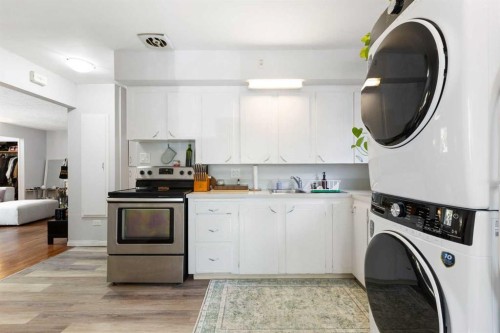 2816 18 Street Sw, Calgary, AB - Indoor Photo Showing Laundry Room