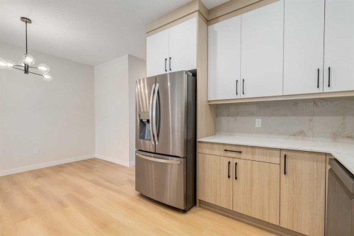 1993 Mccaskill Drive, Crossfield, AB - Indoor Photo Showing Kitchen