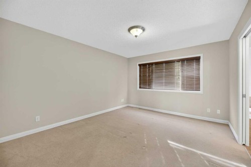 332 Sagewood Landing Sw, Airdrie, AB - Indoor Photo Showing Other Room