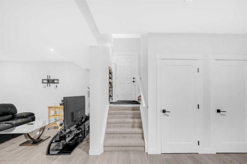 134 Corner Meadows Common Ne, Calgary, AB - Indoor Photo Showing Other Room