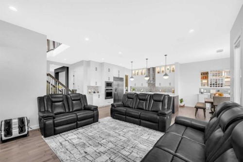 134 Corner Meadows Common Ne, Calgary, AB - Indoor Photo Showing Living Room