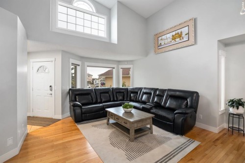 169 Coral Sands Terrace Ne, Calgary, AB - Indoor Photo Showing Living Room