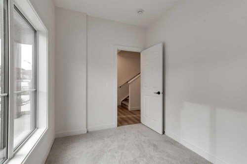 46 Belvedere Terrace Se, Calgary, AB - Indoor Photo Showing Other Room