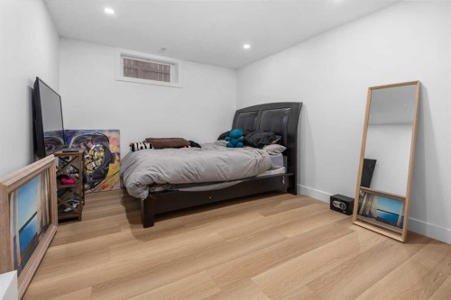 129 Sundown Place Se, Calgary, AB - Indoor Photo Showing Bedroom