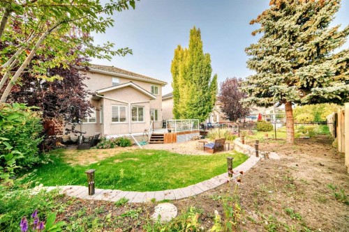 82 Mt Gibraltar Heights Se, Calgary, AB - Outdoor