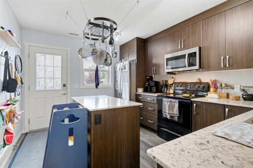 42 Auburn Bay Link Se, Calgary, AB - Indoor Photo Showing Kitchen