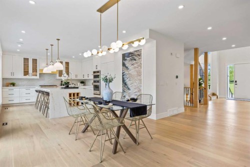 12 Vardana Place Nw, Calgary, AB - Indoor