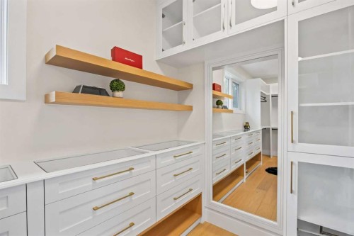 12 Vardana Place Nw, Calgary, AB - Indoor