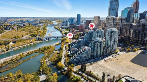 1007-108 Waterfront Court SW Calgary, AB T2P 1K7