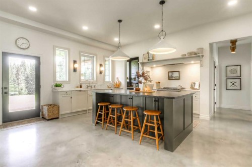 11-29327 Range Road 52, Rural Mountain View County, AB - Indoor Photo Showing Other Room