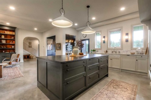 11-29327 Range Road 52, Rural Mountain View County, AB - Indoor Photo Showing Kitchen