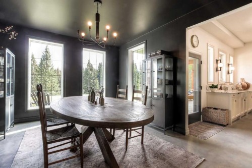 11-29327 Range Road 52, Rural Mountain View County, AB - Indoor Photo Showing Dining Room