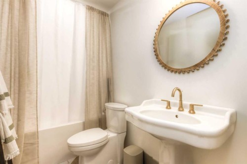 11-29327 Range Road 52, Rural Mountain View County, AB - Indoor Photo Showing Bathroom