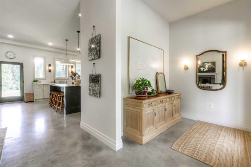 11-29327 Range Road 52, Rural Mountain View County, AB - Indoor