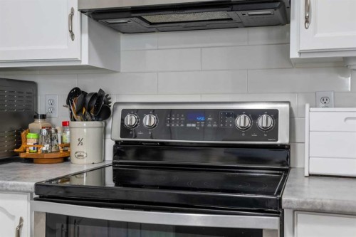 147 Somervale Park Sw, Calgary, AB - Indoor