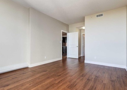 1801-77 Spruce Place Sw, Calgary, AB - Indoor Photo Showing Other Room
