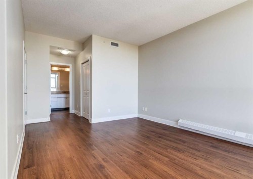 1801-77 Spruce Place Sw, Calgary, AB - Indoor Photo Showing Other Room