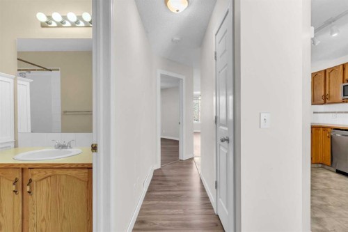 110 West Creek Bay, Chestermere, AB - Indoor