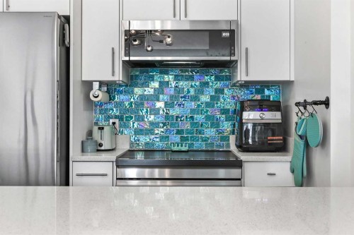 607-738 3 Avenue Sw, Calgary, AB - Indoor Photo Showing Kitchen