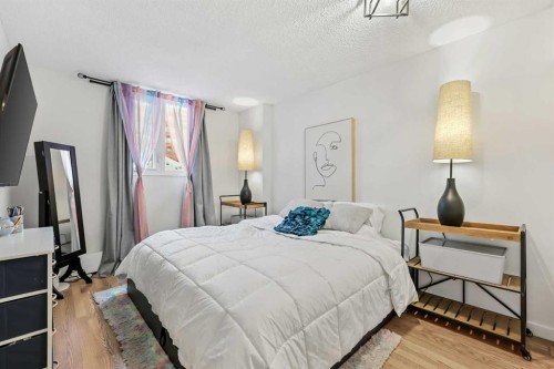 607-738 3 Avenue Sw, Calgary, AB - Indoor Photo Showing Bedroom