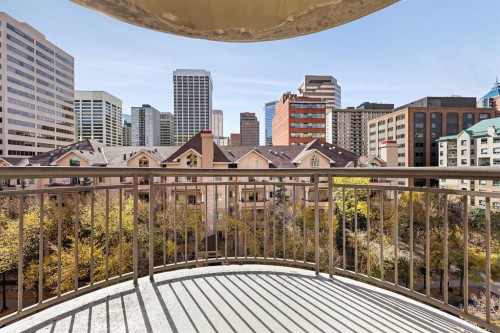 607-738 3 Avenue Sw, Calgary, AB - Outdoor With Balcony