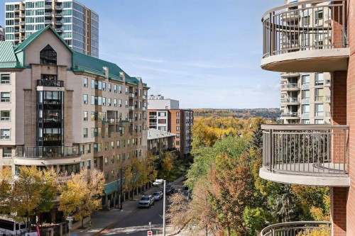 607-738 3 Avenue Sw, Calgary, AB - Outdoor With Balcony