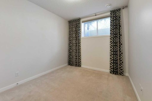 28 Auburn Glen Close Se, Calgary, AB - Indoor Photo Showing Other Room