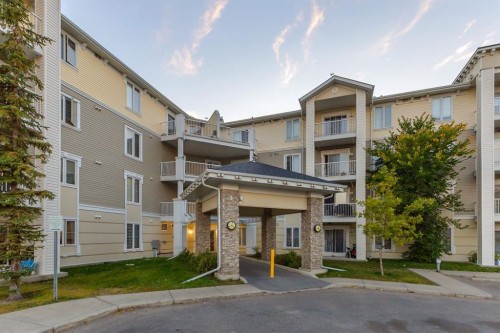 1422-1140 Taradale Drive NE Calgary, AB T3J 0G1