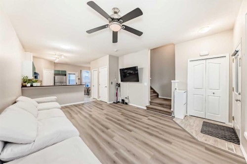 402-2066 Luxstone Boulevard Sw, Airdrie, AB - Indoor