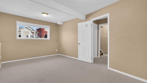 40 Saddlefield Road Ne, Calgary, AB - Indoor Photo Showing Other Room
