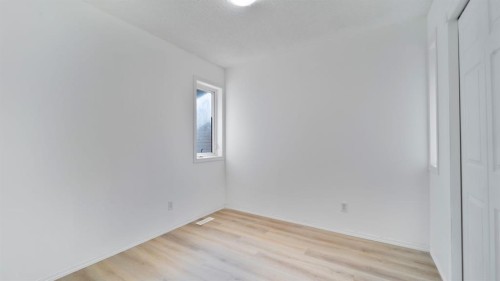 215 Taravista Drive, Calgary, AB - Indoor Photo Showing Other Room