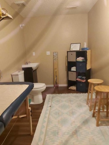 14 Windstone Lane Sw, Airdrie, AB - Indoor Photo Showing Other Room