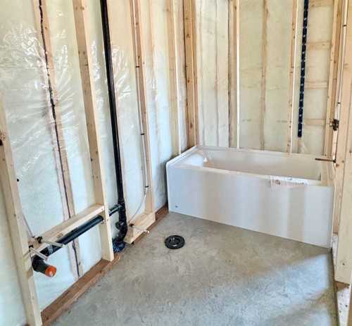 679 Anderson Close Nw, Diamond Valley, AB - Indoor Photo Showing Other Room