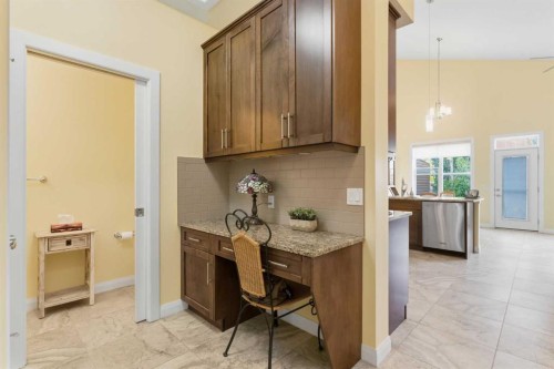 171 Evanswood Circle Nw, Calgary, AB - Indoor