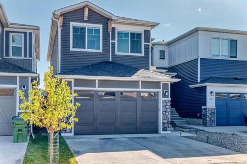 321 Carringvue Place Nw, Calgary, AB - Outdoor With Facade