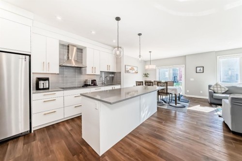321 Carringvue Place Nw, Calgary, AB - Indoor Photo Showing Kitchen With Stainless Steel Kitchen With Upgraded Kitchen