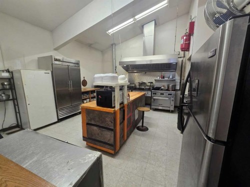 215 4 Avenue, Warner, AB 